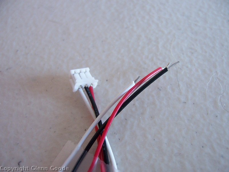 microjst_w_28gauge_wires
