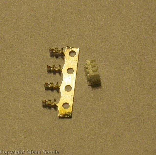 Futaba_micro_servo_kit